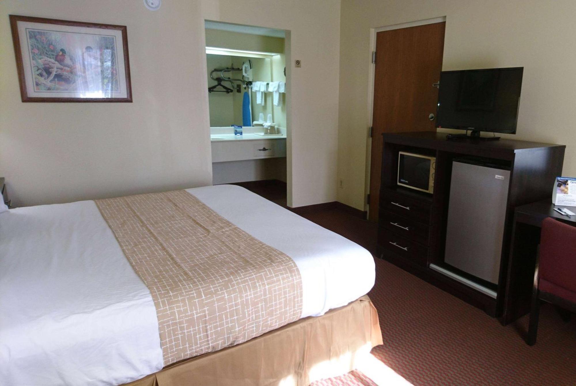 Travelodge By Wyndham Knoxville East Esterno foto