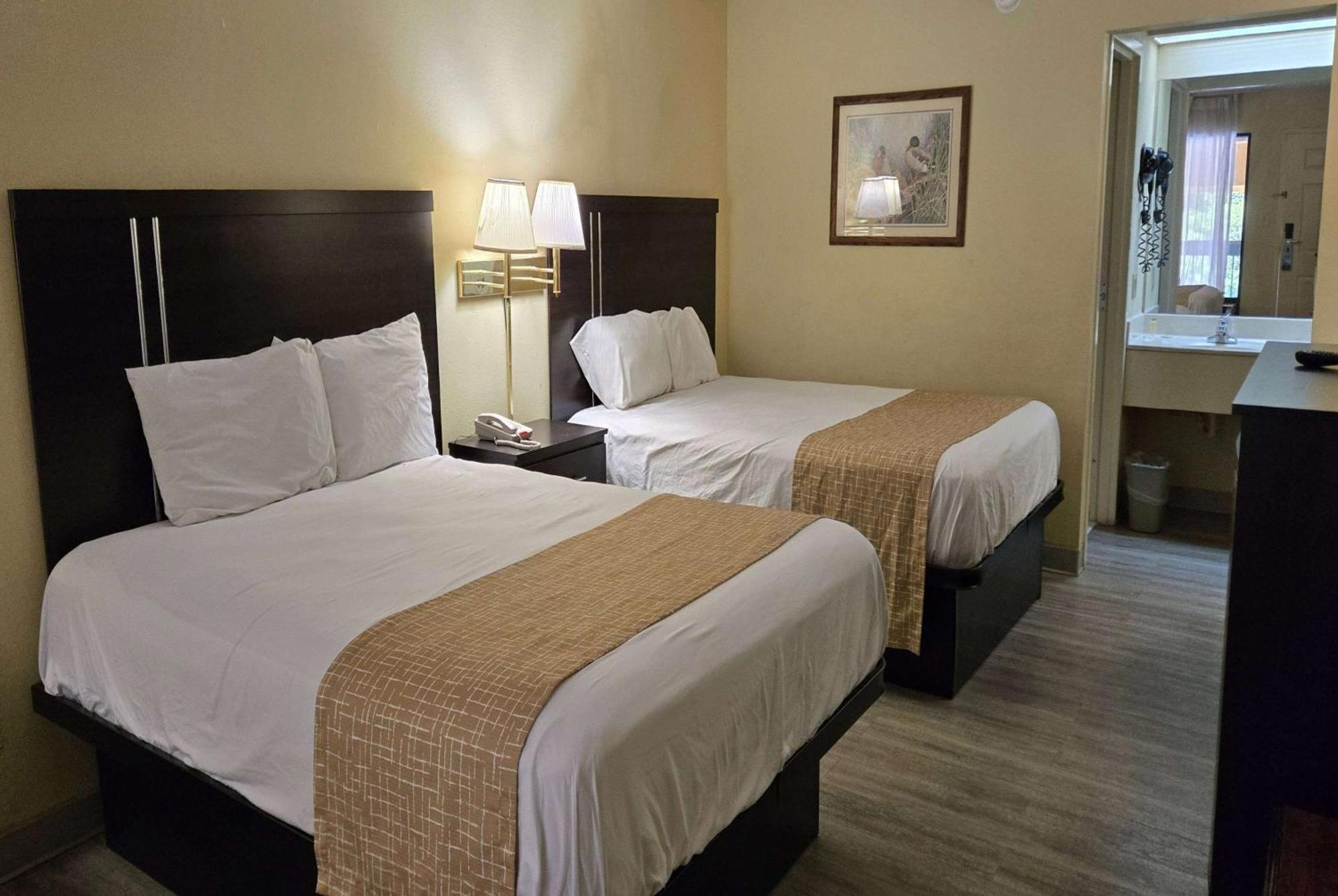 Travelodge By Wyndham Knoxville East Esterno foto